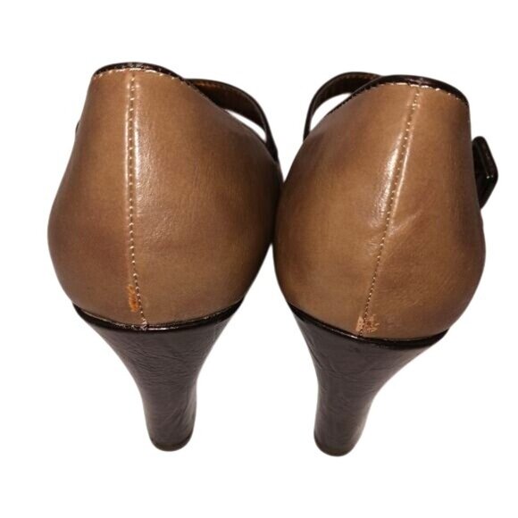 Life Stride Taupe/Brown Retro Style Open Toe Heels, Size 8 - Picture 6 of 6